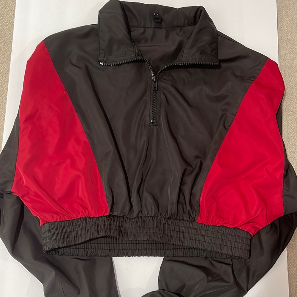 Windbreaker crop top